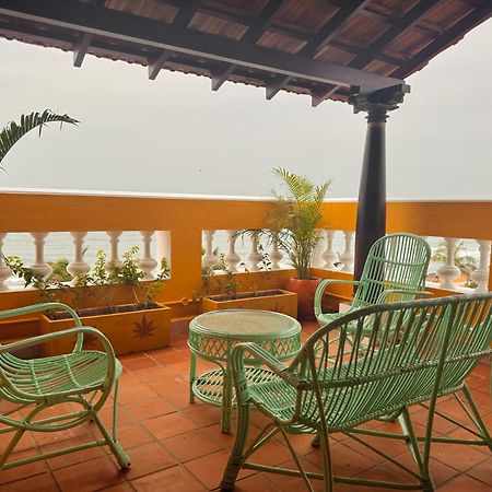 La Plage Seaview Suites Pondicherry Exterior photo