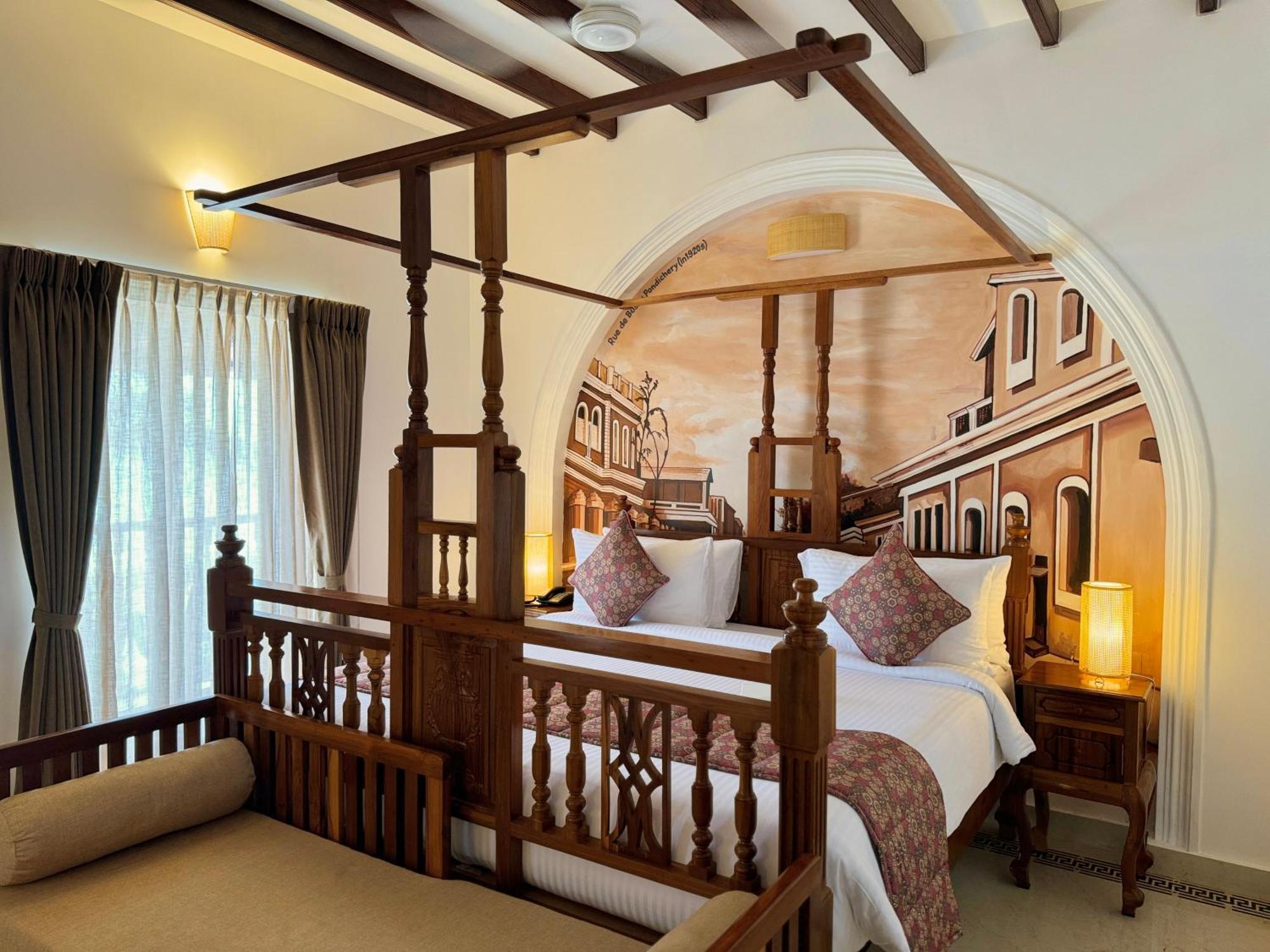 La Plage Seaview Suites Pondicherry Exterior photo